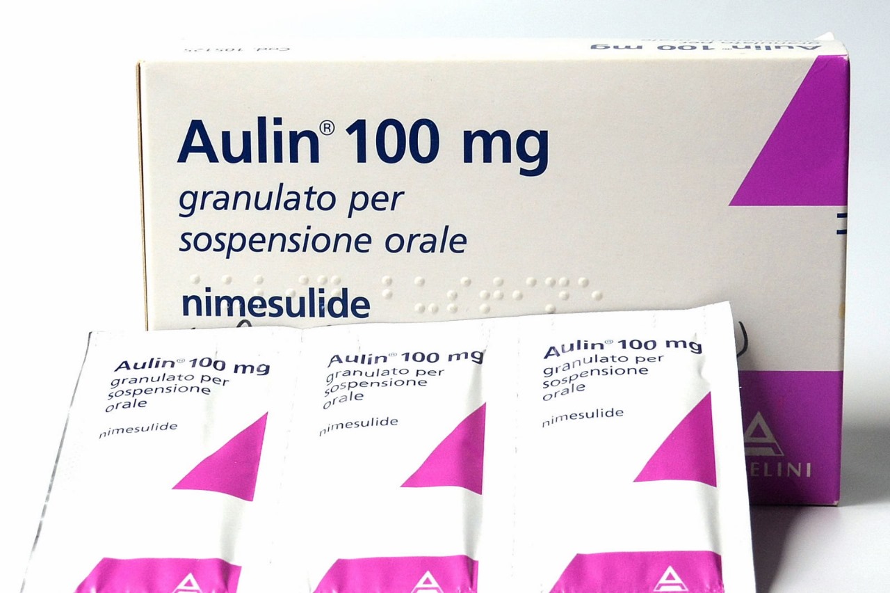 Aulin 100mg Tablet